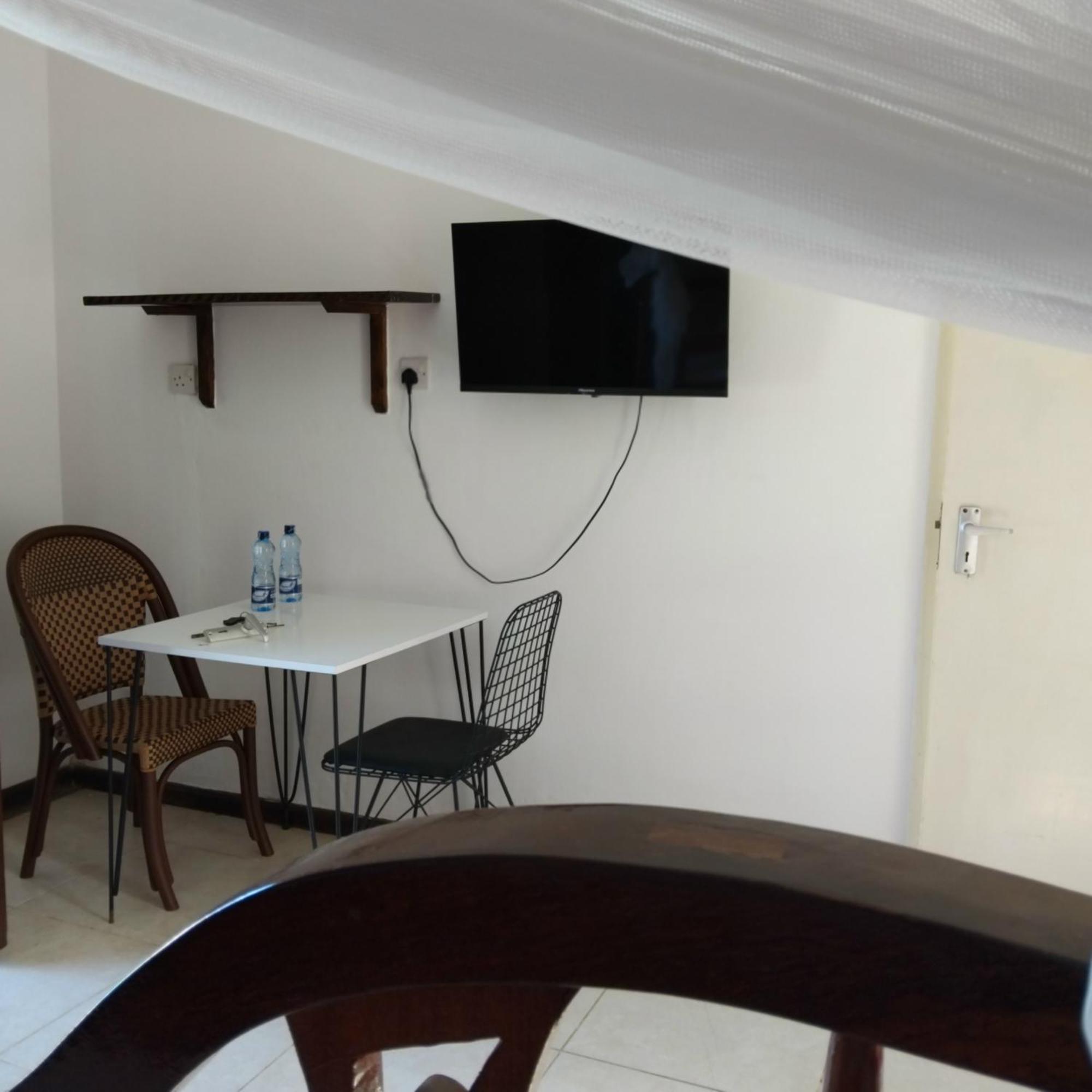 The Beach House By Maasai Mombasa Exteriör bild